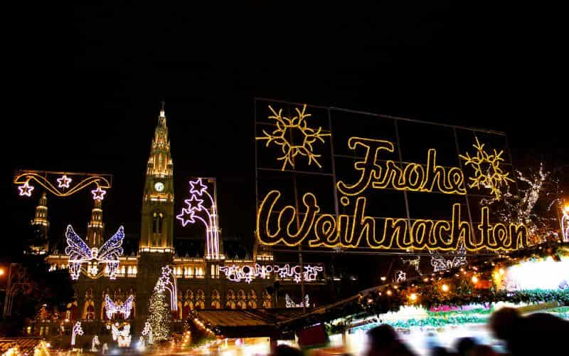 Visit the Christmas markets in Austria