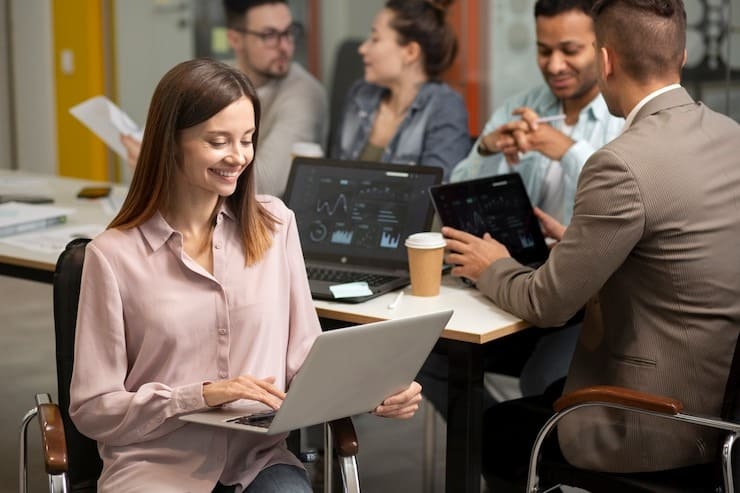 Employees working in an organization happily