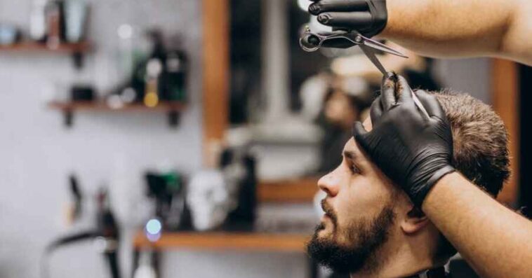 How to Prepare for the First Visit to a Men's Salon Dubai