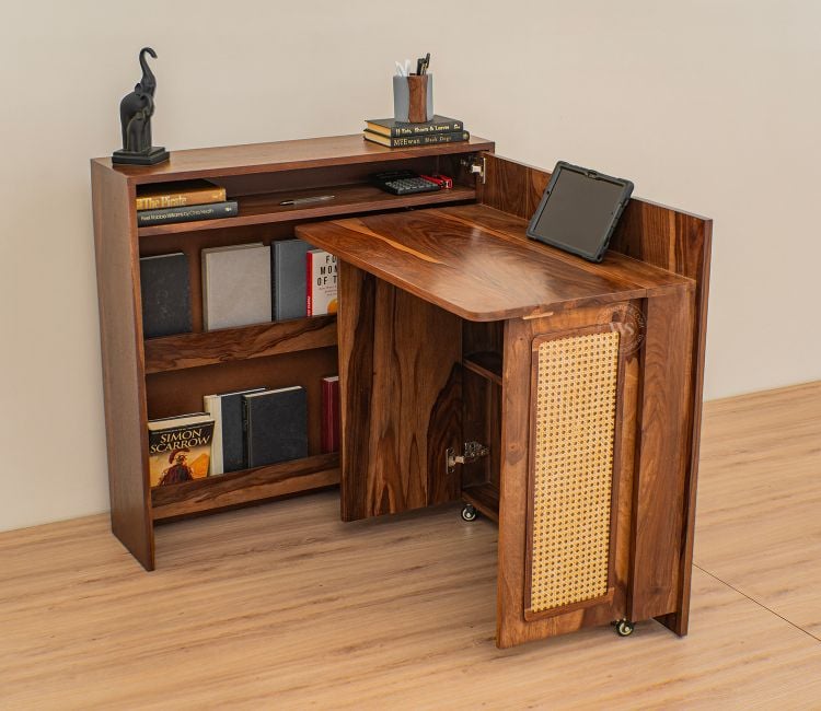 Multipurpose Folding Table for Indoor & Outdoor Use 1 19 750x650 1