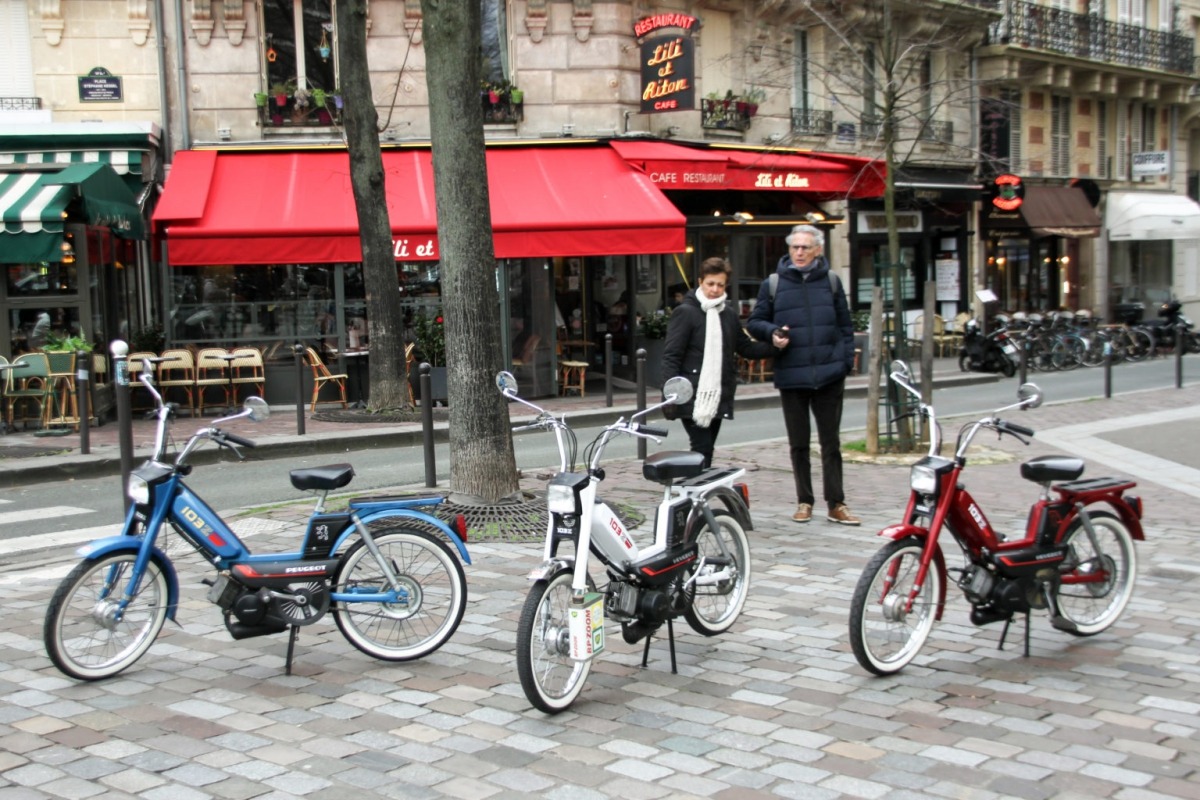 Tourisme durable à Paris | Parisenmobylette.fr 1 3 Paris Montparnasse Place Edgard Quinet