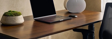 How to Choose the Right Desk for Any Room?