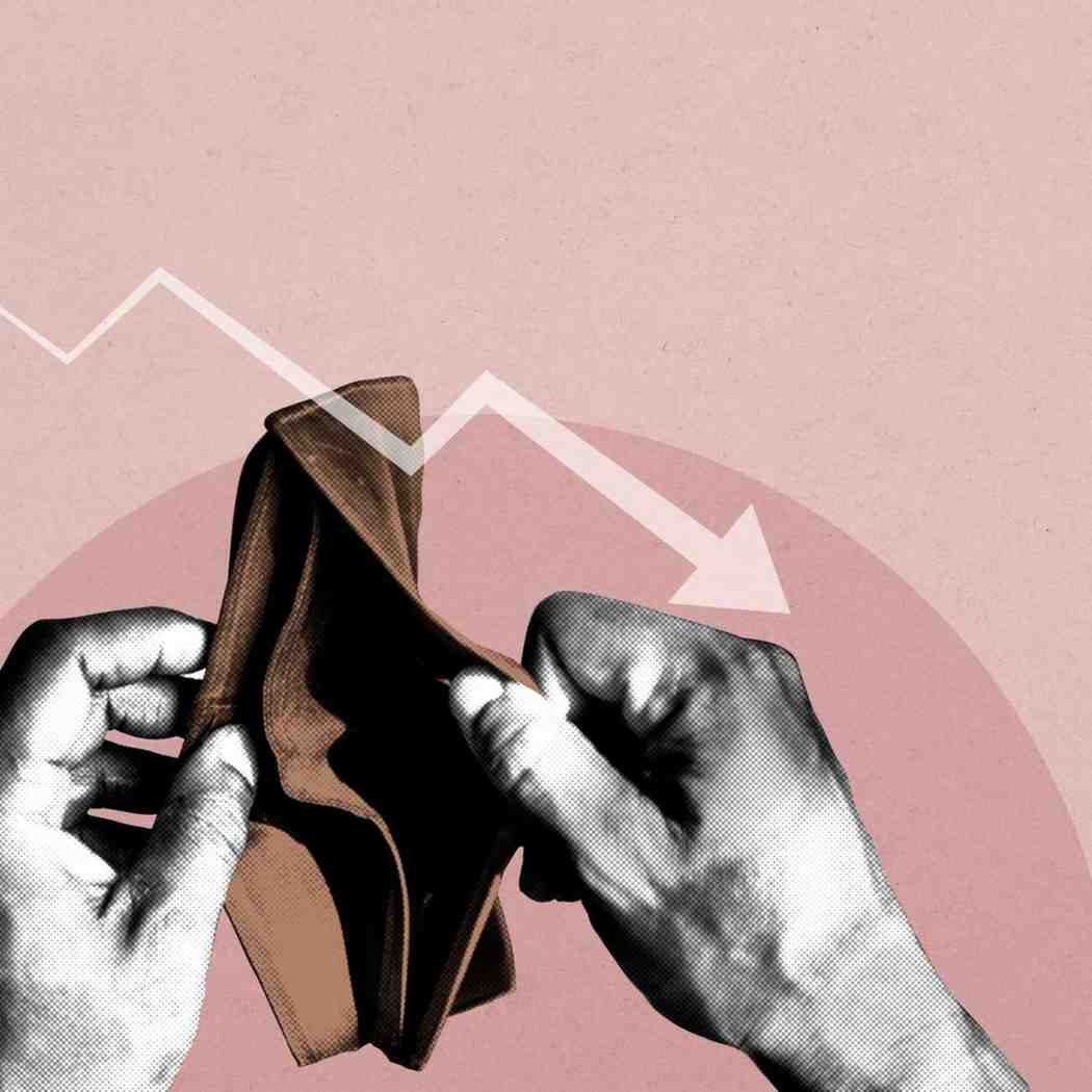 Pros and cons of debt financing during a recession