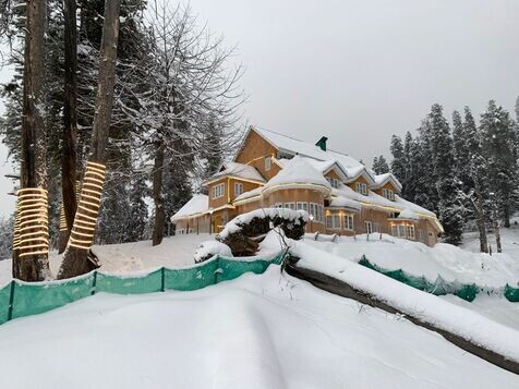 Exploring the Best Resorts in Gulmarg for a Stay