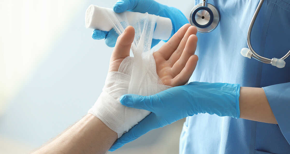 Burn Treatment at Urgent Care | First Care Clinics