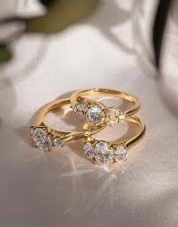 Vintage Vibes, Modern Love: Toi et Moi Engagement Style