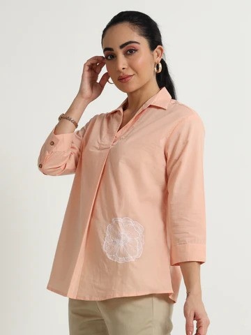 Reepeat Unveils Stylish Shirts for Women