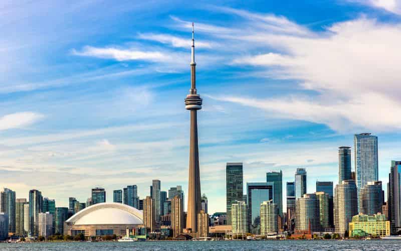 Top Hiking Trails in Canada for Beginners and Experts 1 Hiking Trails