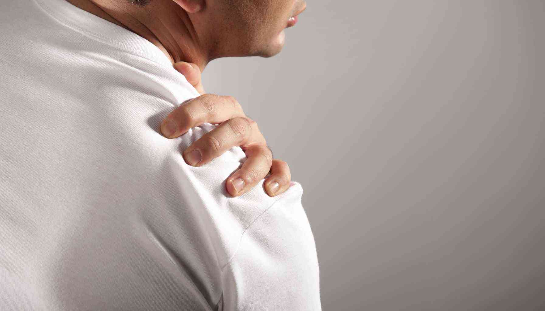 How Does Shoulder Pain Physiotherapy Restore Mobility?