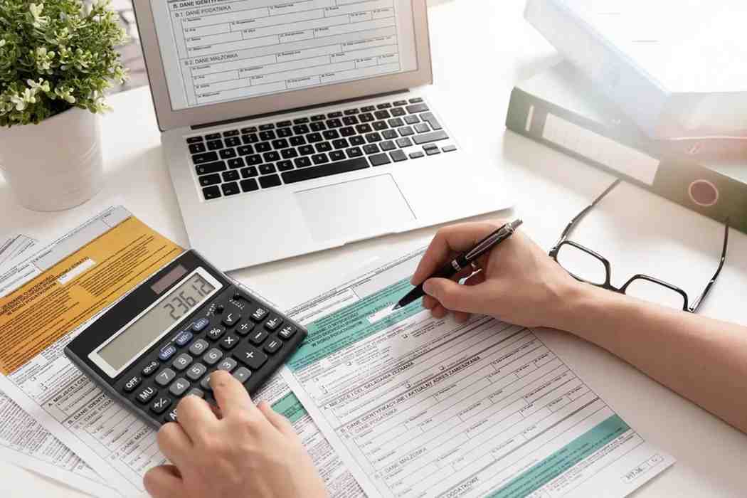 Investment Plans for Self-Employed Women Without PF