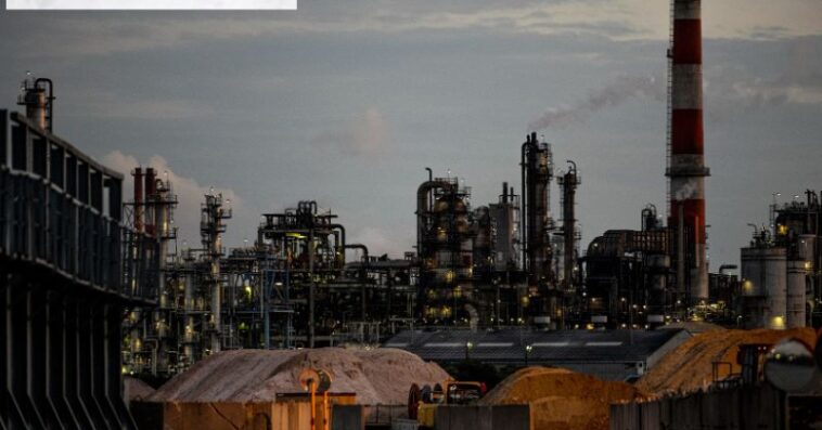 Sludge Disposal Slop oil company at Mina saqr port Rak Ras al Khaimah 1