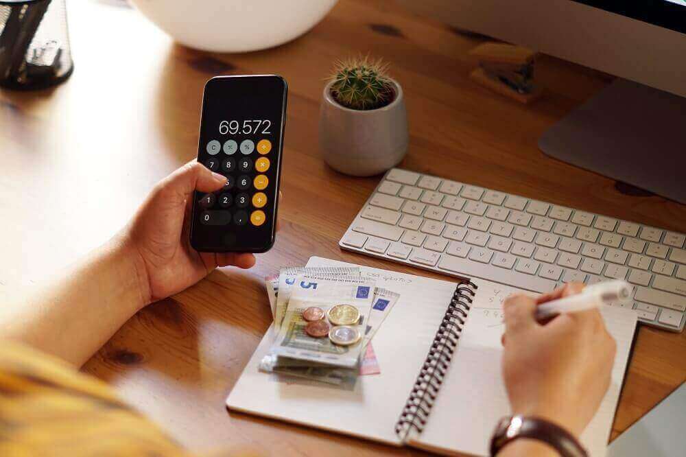 Is Outsourcing VAT Returns Right for Your Business?
