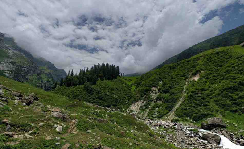 Hampta Pass Monsoon Trek: Packing List & Tips