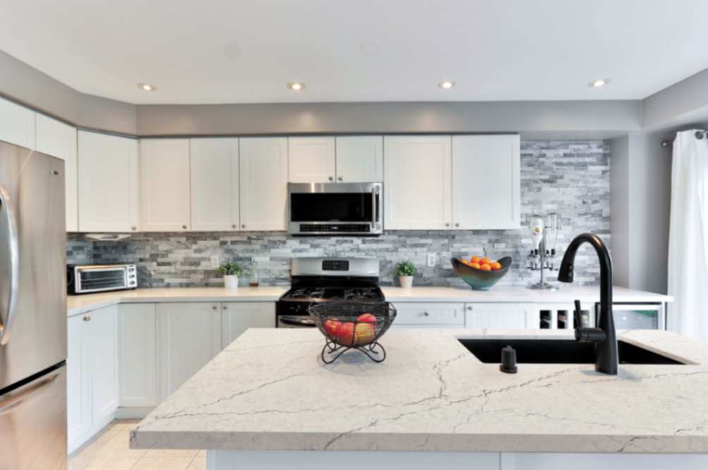 Thunder Grey: Bold, Refined Quartz for Modern Kitchens