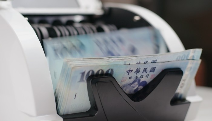 How Banks and Businesses Rely on Bundle Note Counter