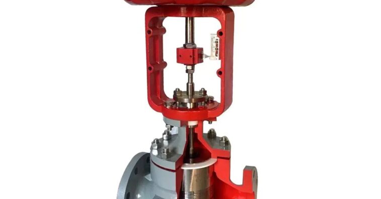 pneumatic labyrinth cage guided control valve balanced trim 6r54PF 1366x1366 1
