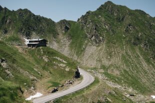 scenic view winding transfagaras mountain road transylvanian alps 1 1 1 min