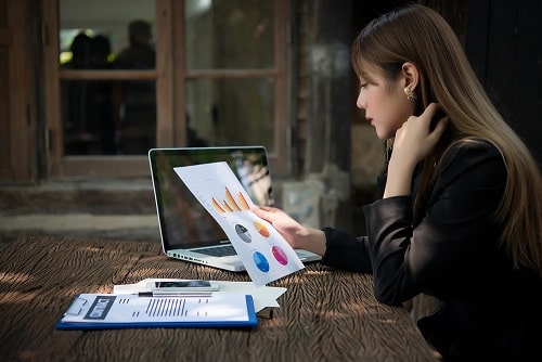 Become a Data Scientist in One Year A Realistic Plan min