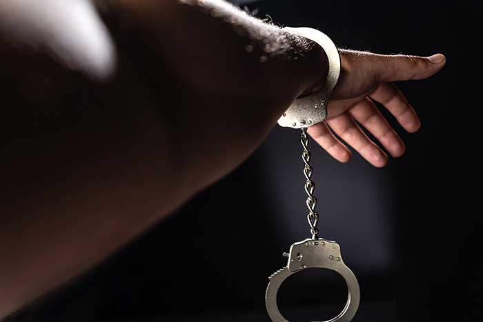 Emergency bail bond services