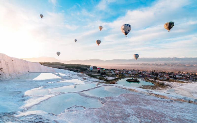 10 Romantic Places for Couples in Turkey