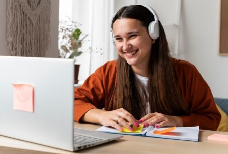 Why Online Study Works for Community Services