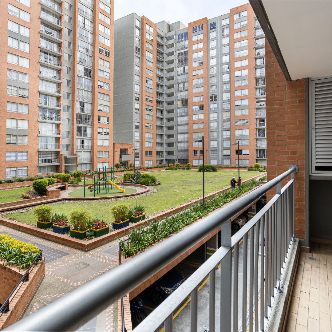 Beautiful Apartments for Sale in Arlington Heights! 1 apartment
