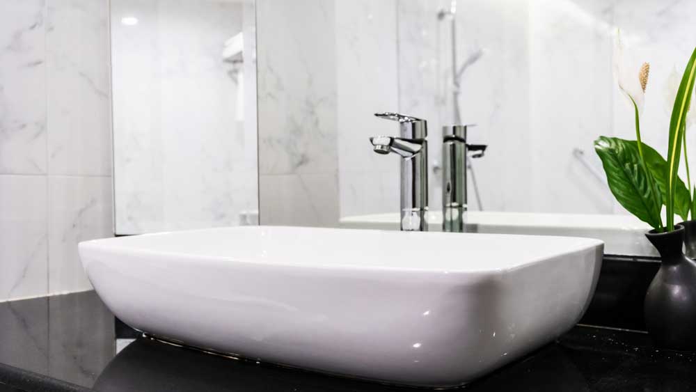 How to Use Every Inch in a Small Bathroom Remodel