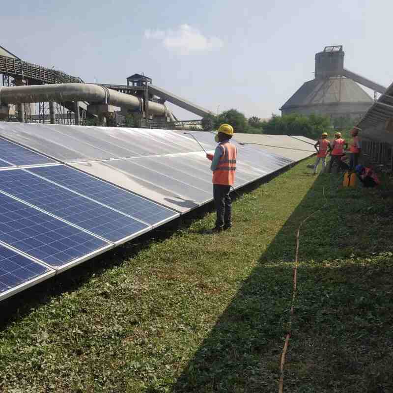 Solar Panel Cleaner Solution