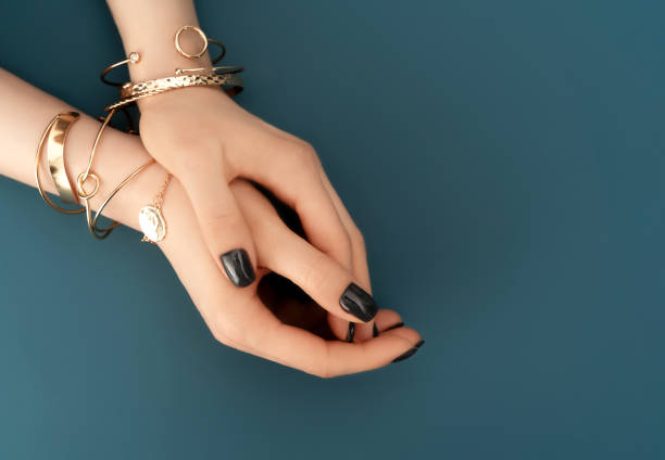 What Are the Top 10 Nomination Bracelet Charms to Buy?