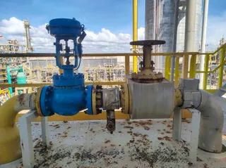 control valve flow direction understanding its impact and choosing the right configuration PfQ9zE 320x239 1