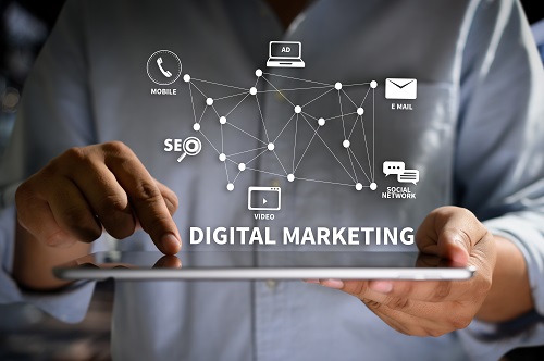 SEO or Google Ads? Choosing the Right Marketing Channel for Your Startup 1 digital marketing services in delhi