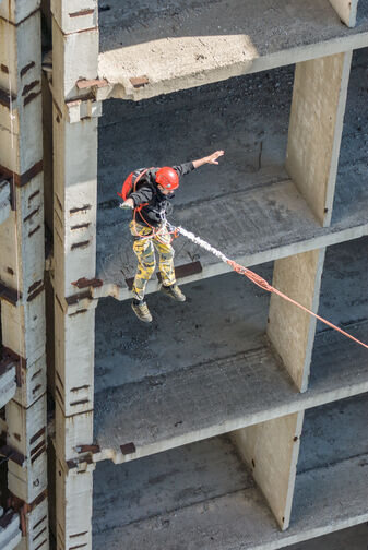 Fall Arrest Equipment Checklist for 2025