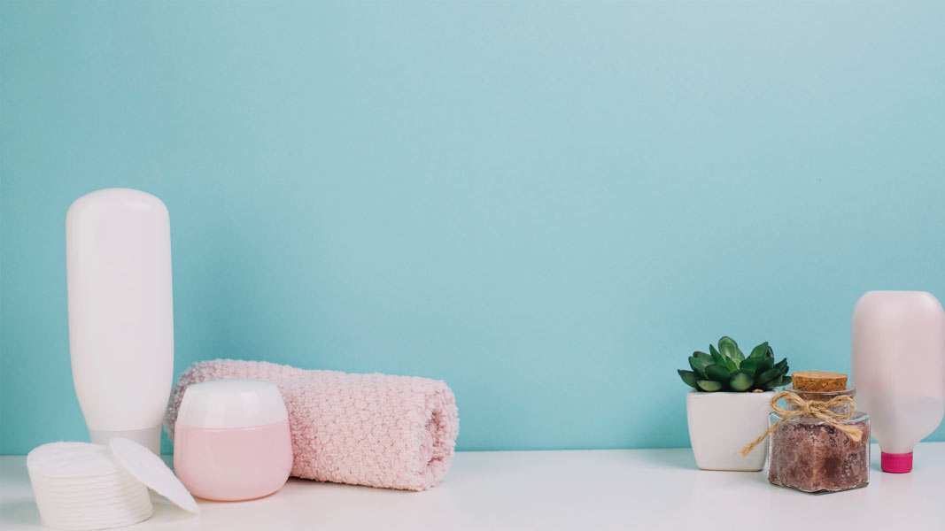 Festive Bathroom Makeover: Ways to Add Holiday Charm