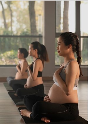 Gentle Fitness for Moms-to-Be: Prenatal Yoga Classes 1 prenatal yoga classes