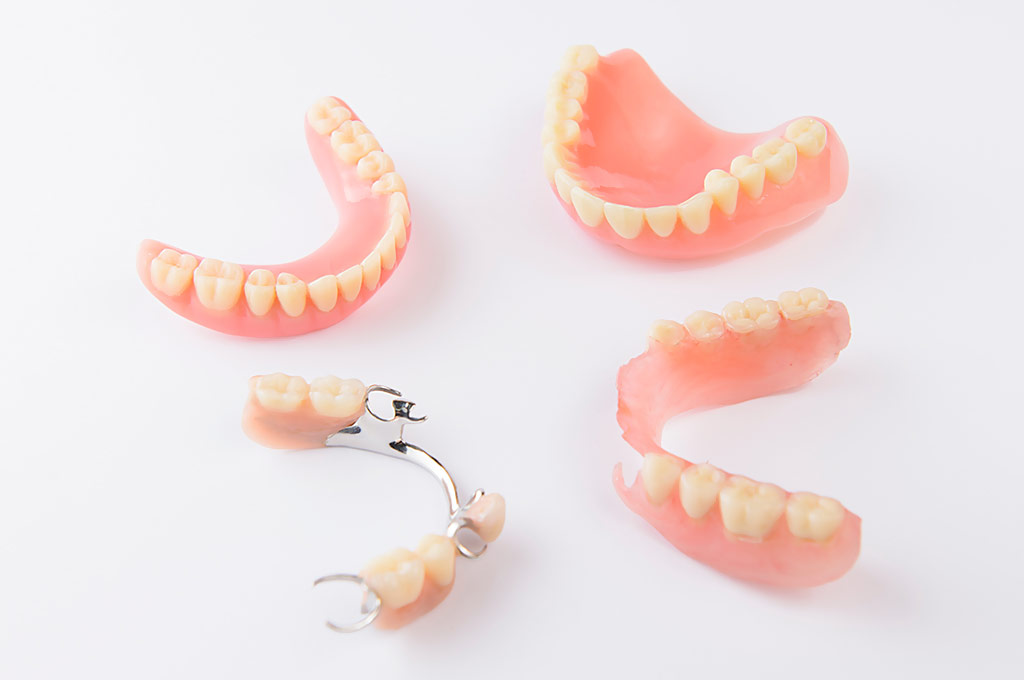 removable-dentures-and-partials