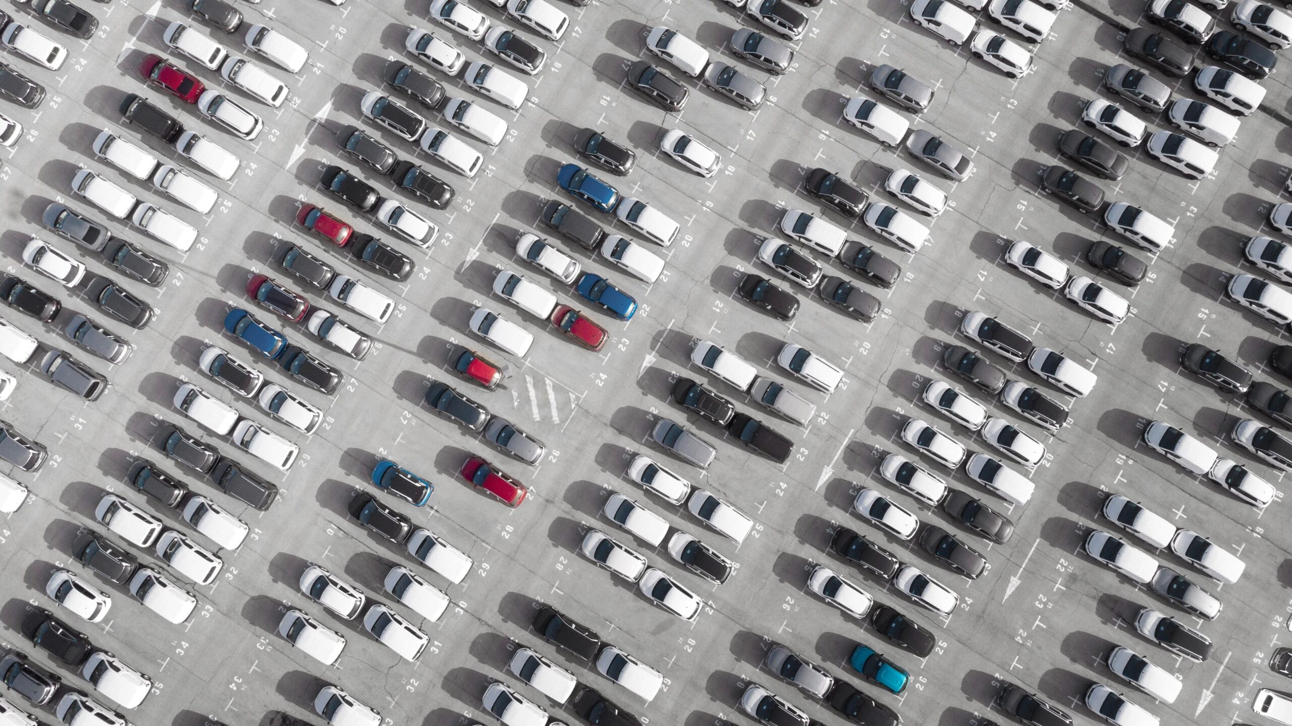 Chicago Airport Parking Made Easy 1 transport concept parked vehicles 2 1 scaled