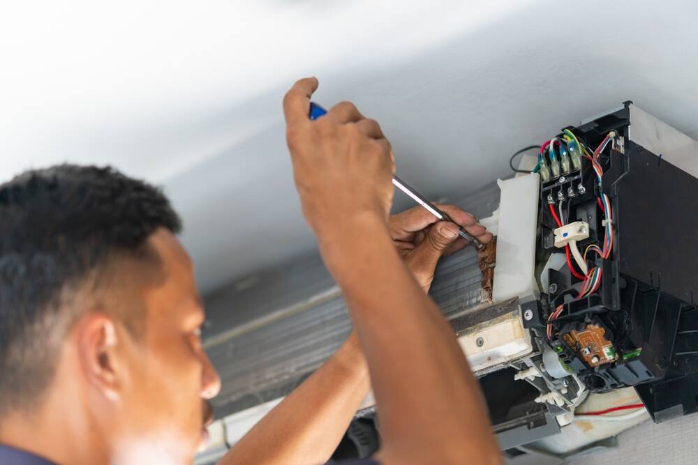 Top Signs Your AC Needs Urgent Service in Freehold NJ