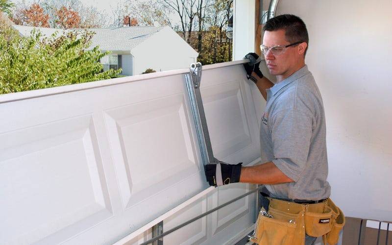 What Makes Same Day Garage Repair Best in Azusa