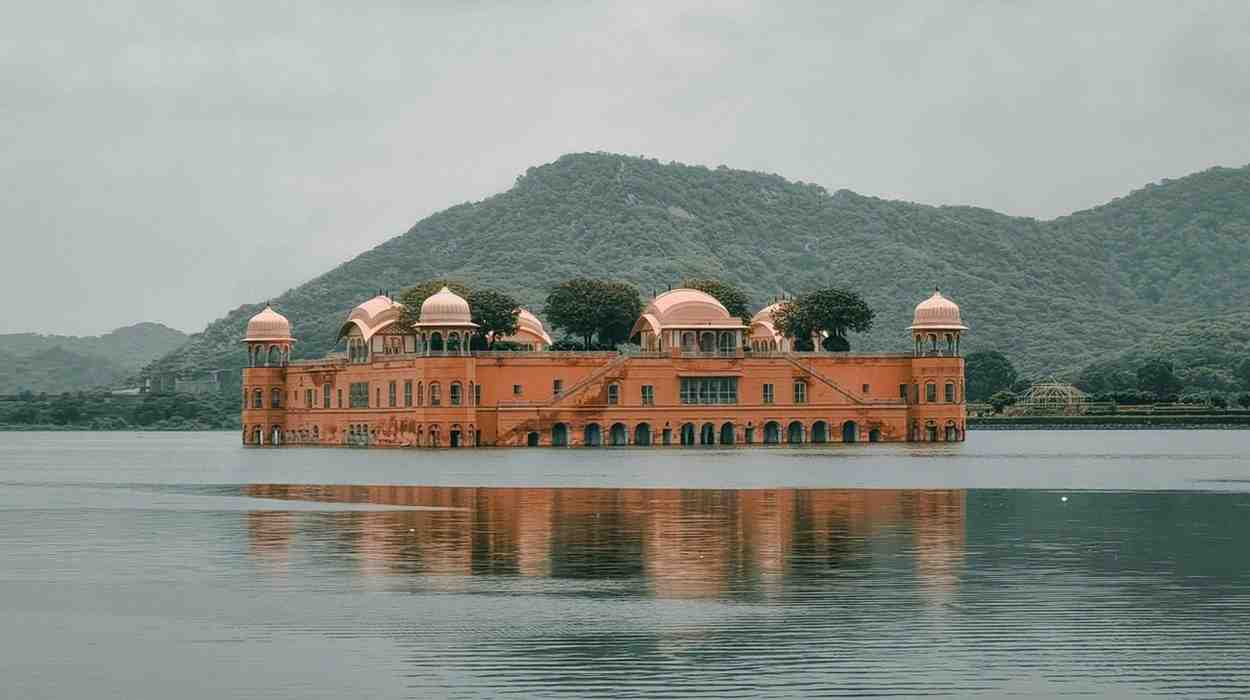 Glorious RajasthanTour with the Best Cabs Service