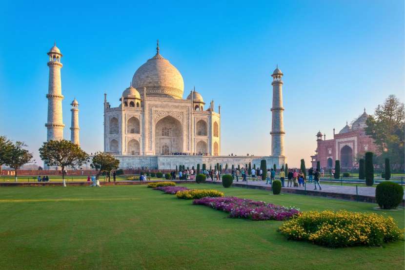 How It Feels to See the Taj Mahal for the First Time