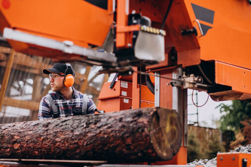 Woodworking Machinery Market Trends & Growth: 2025–2032