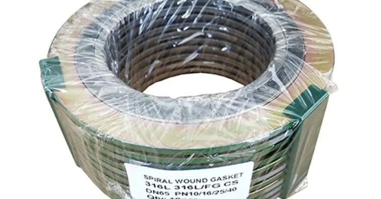 en 1514 2 spiral wound gasket dn 65 stainless steel 316l inner ring yInN8M 800x800 1
