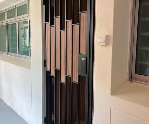 hdb main door