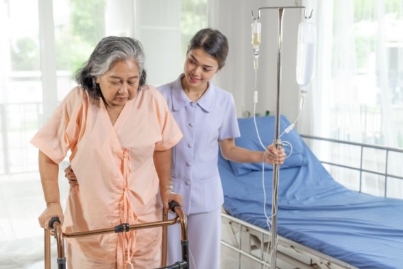 How Does Home Nursing Differ from Hospital Care?