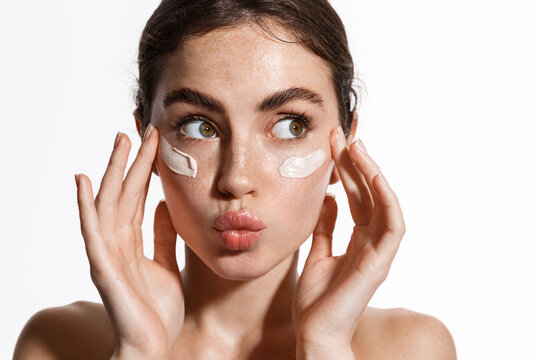 Everyone Is Talking About Natural Skin Care Products