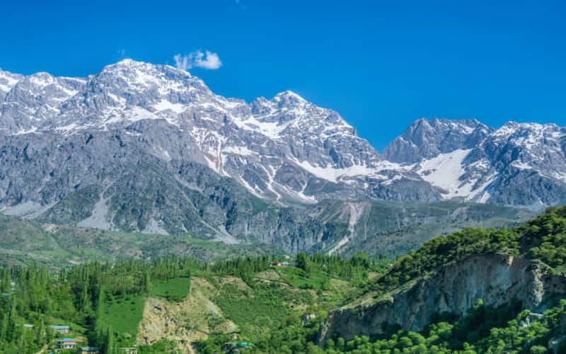 Exploring the Natural Wonders of Kyrgyzstan
