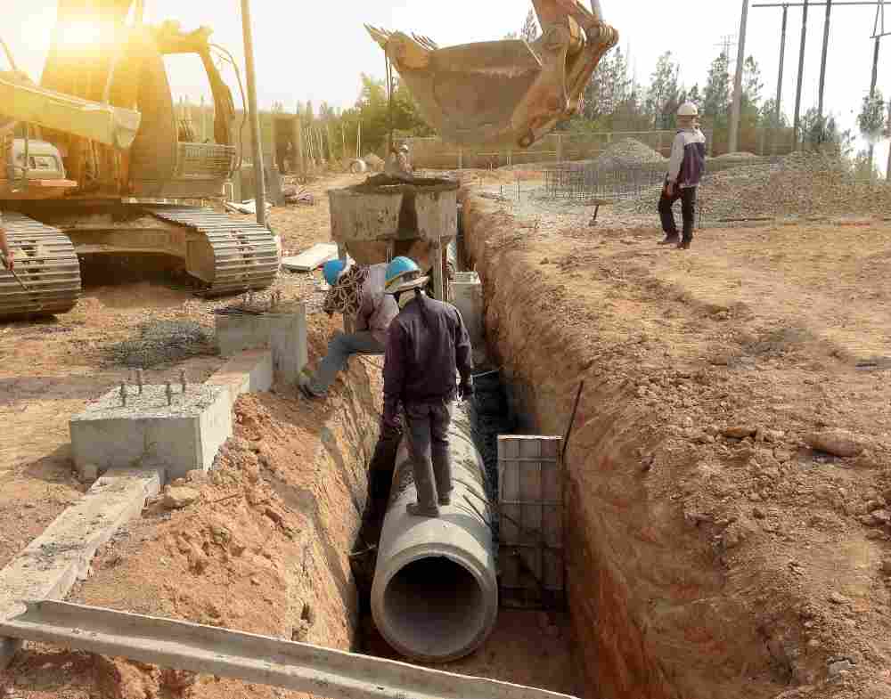 How Nashville Drainage Contractors Prevent Water Damage