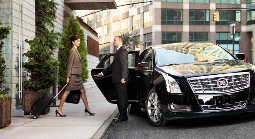 Luxury Limo Schaumburg Services for Business Travel
