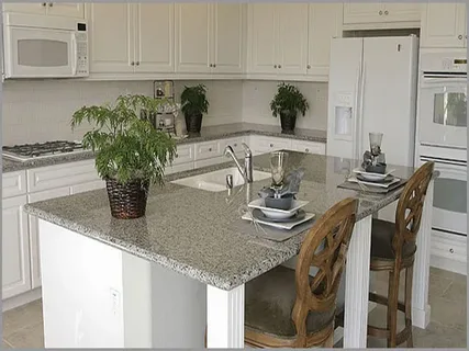 Guide to Popular Kitchen Cabinet Styles and Finishes