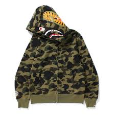 BAPE and BAPE Bluza Global Symbol of Streetwear Culture